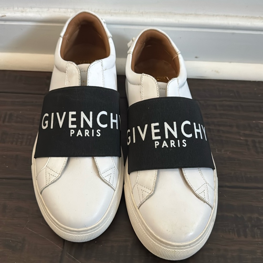 City Sport sneakers in leather with GIVENCHY strapp